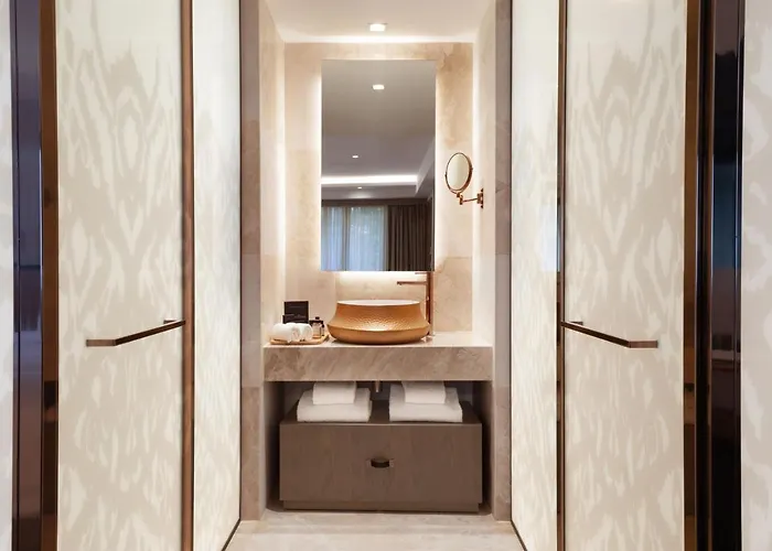 Burdock Istanbul, Autograph Collection ホテル 4*