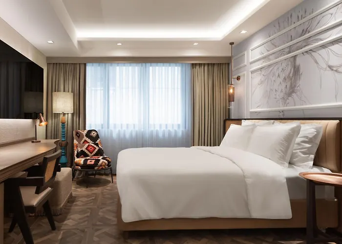 Burdock Istanbul, Autograph Collection 4*