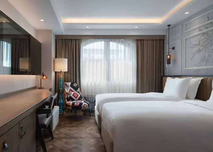 Burdock Istanbul, Autograph Collection 4*