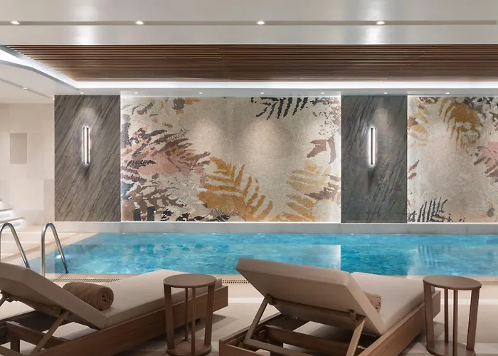 Burdock Istanbul, Autograph Collection ホテル イスタンブール